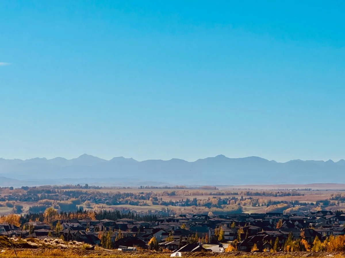 2026-10-04-autumn-to-the-rockies.webp